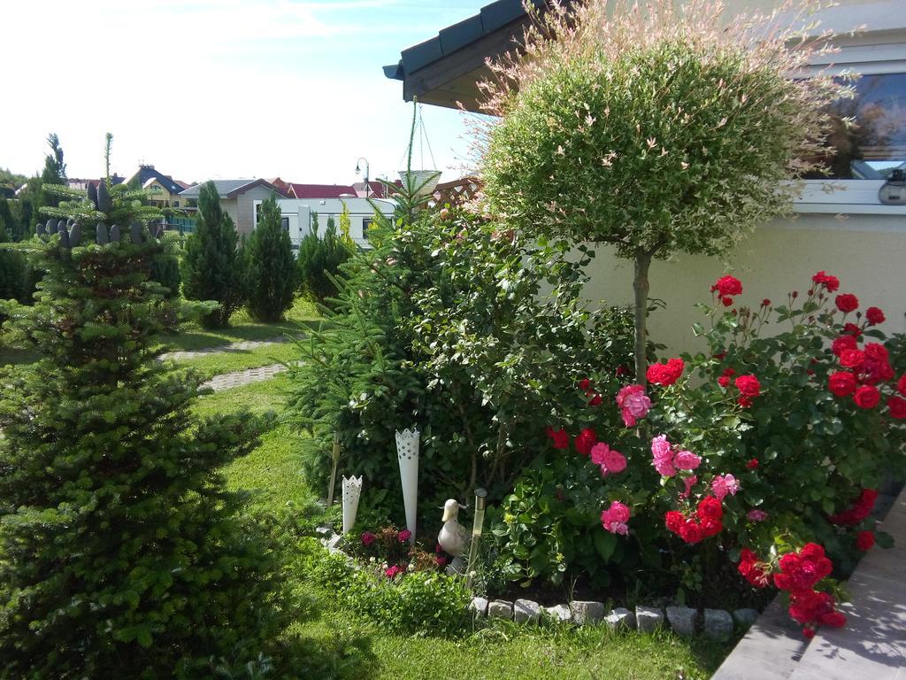 Domki Kapitanskie Z Prywatnym Polem Do Gry W Mini Golf Rewal Luaran gambar